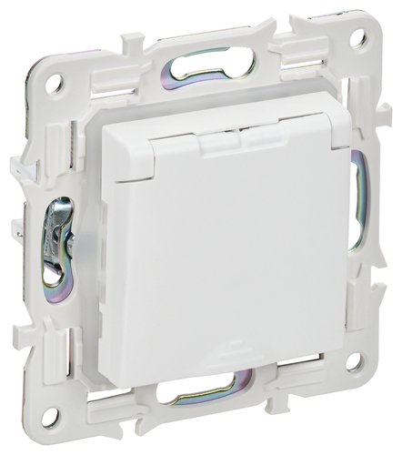 SKANDY Роз. з/к/ш кр. 16А IP44 SK-R11W арк. бел. IEK